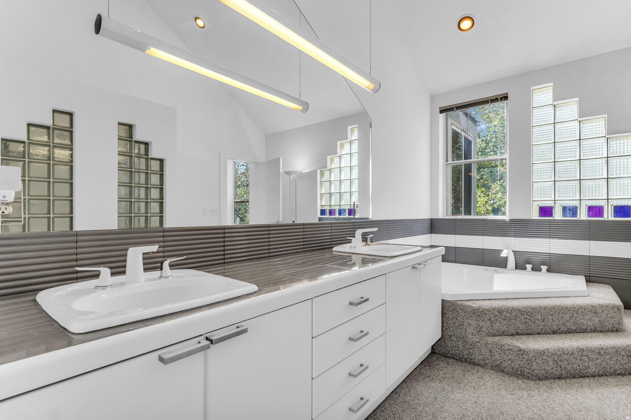 THAYNES CANYON SUB - Residential