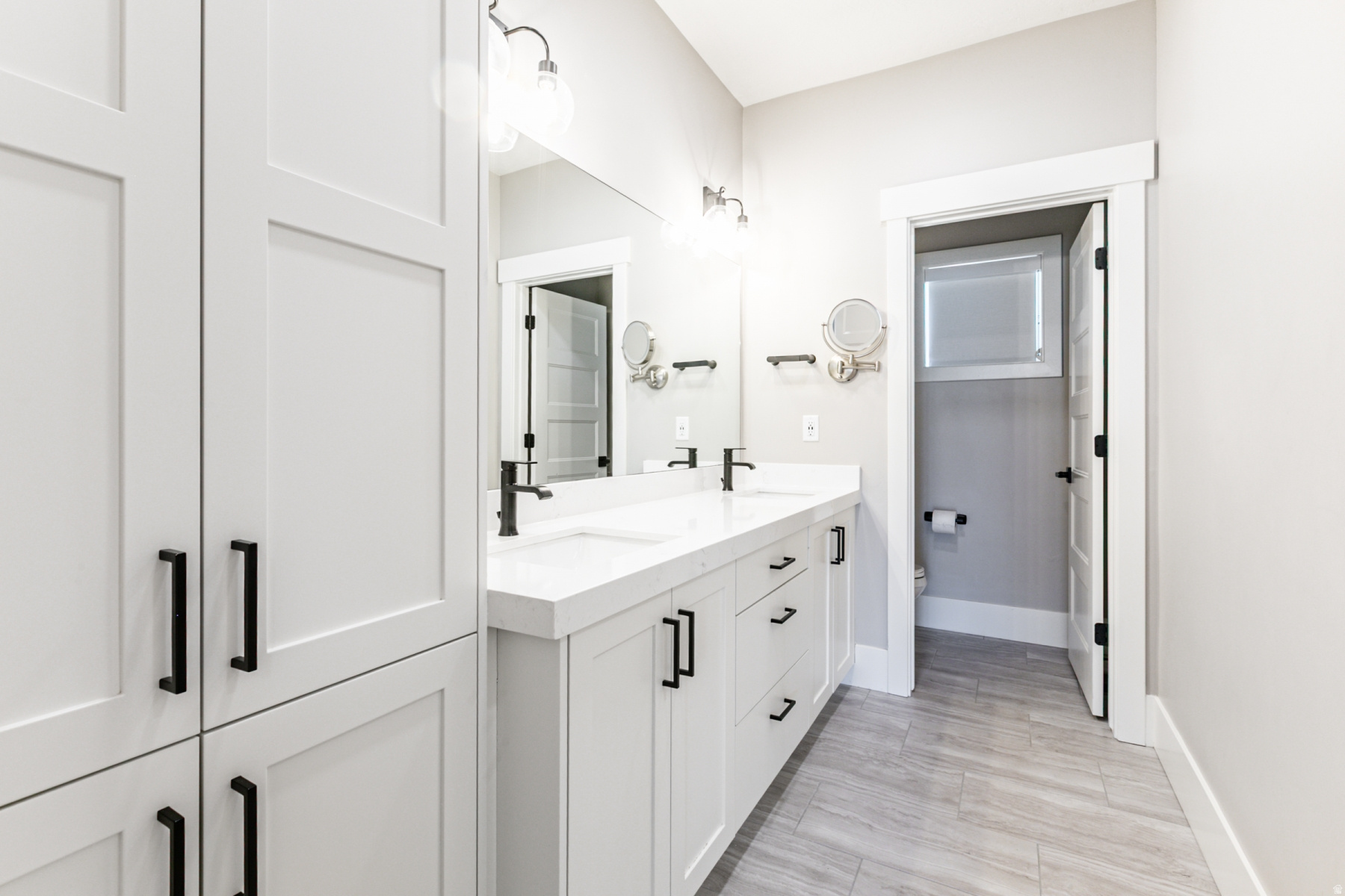 SHORELINE - Residential Lease