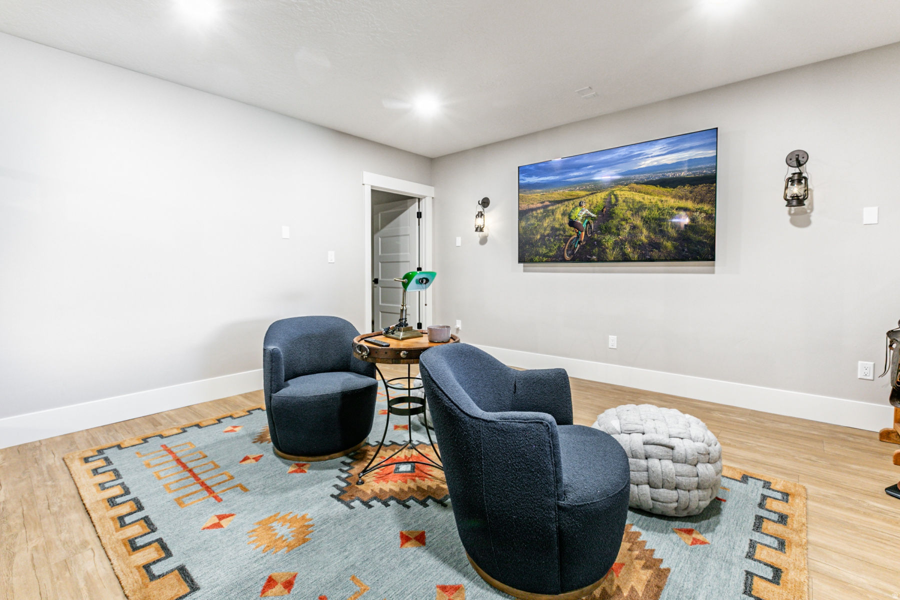 SHORELINE - Residential Lease