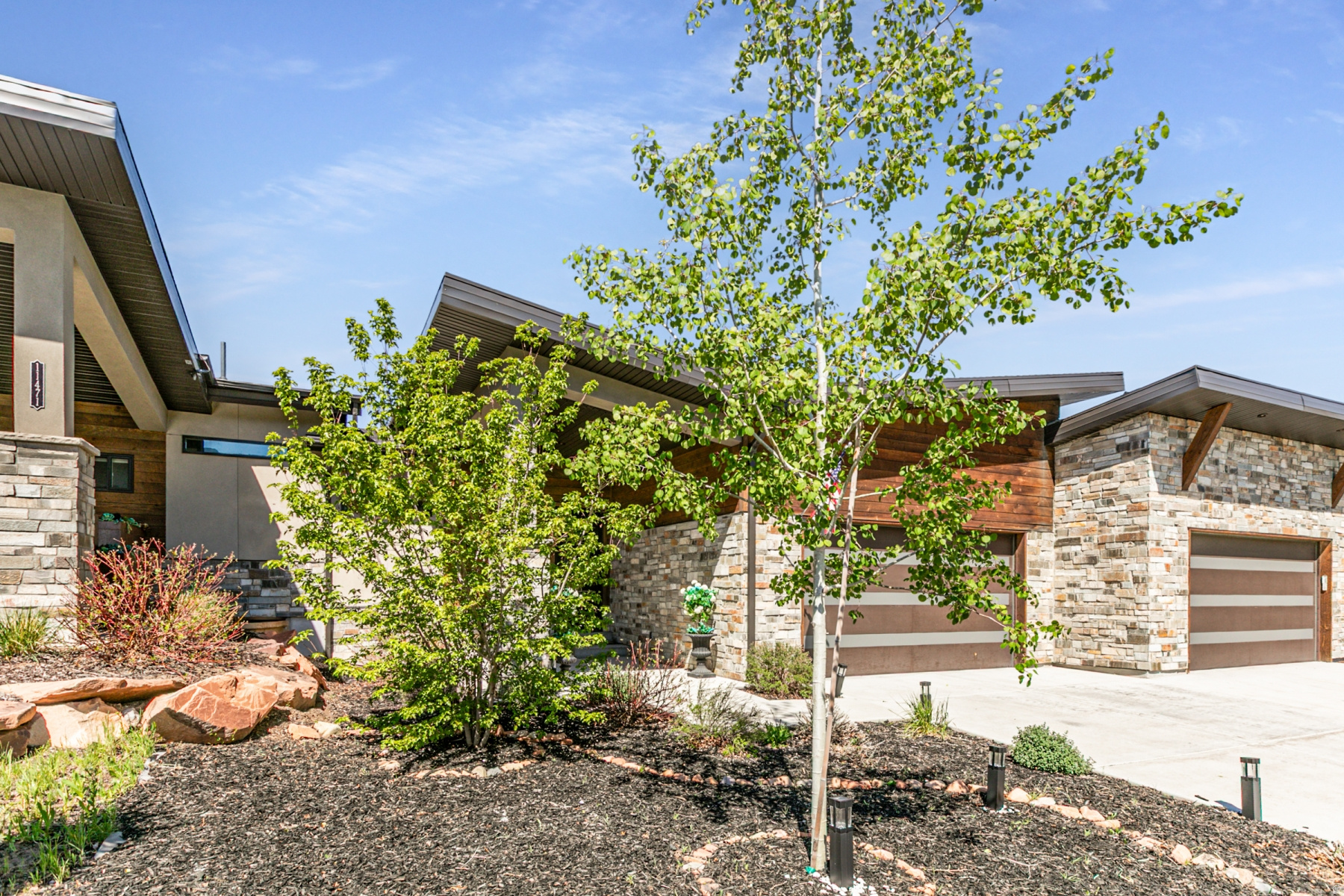 SHORELINE - Residential Lease