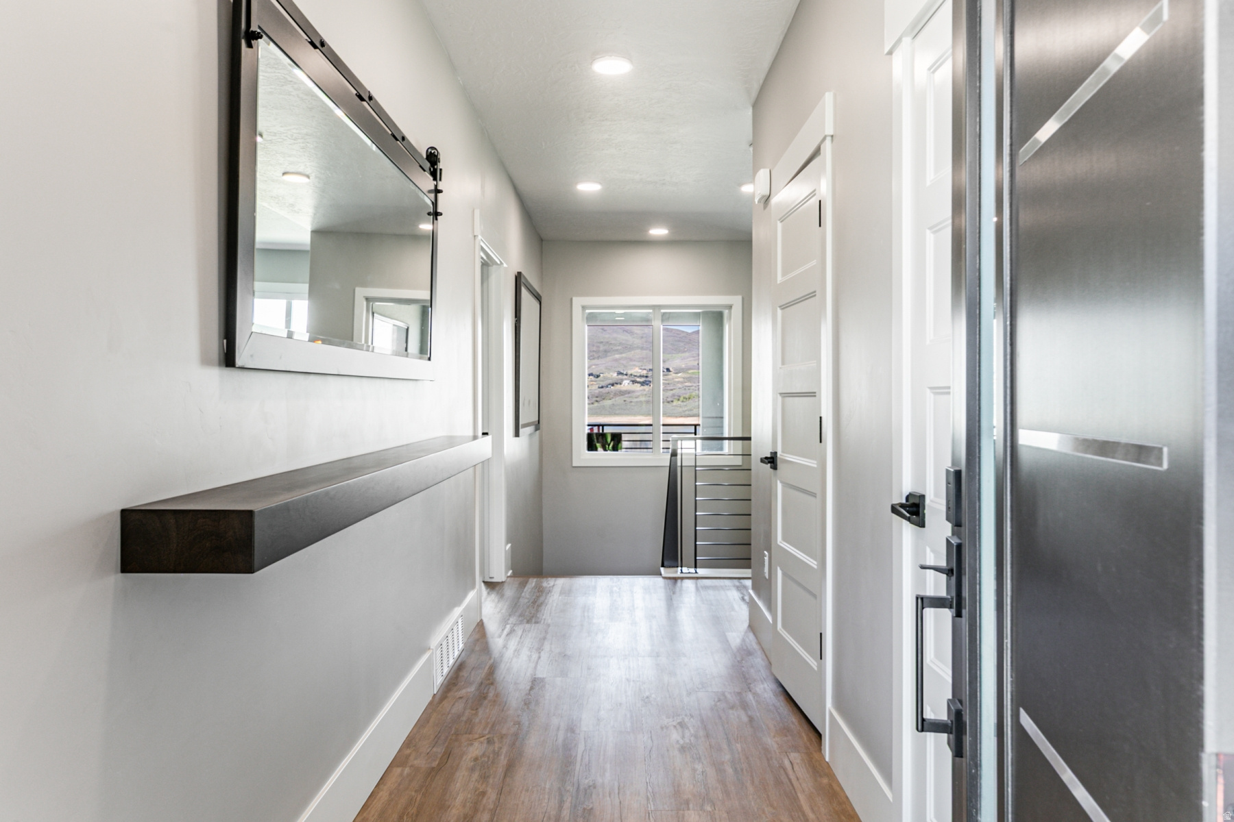 SHORELINE - Residential Lease