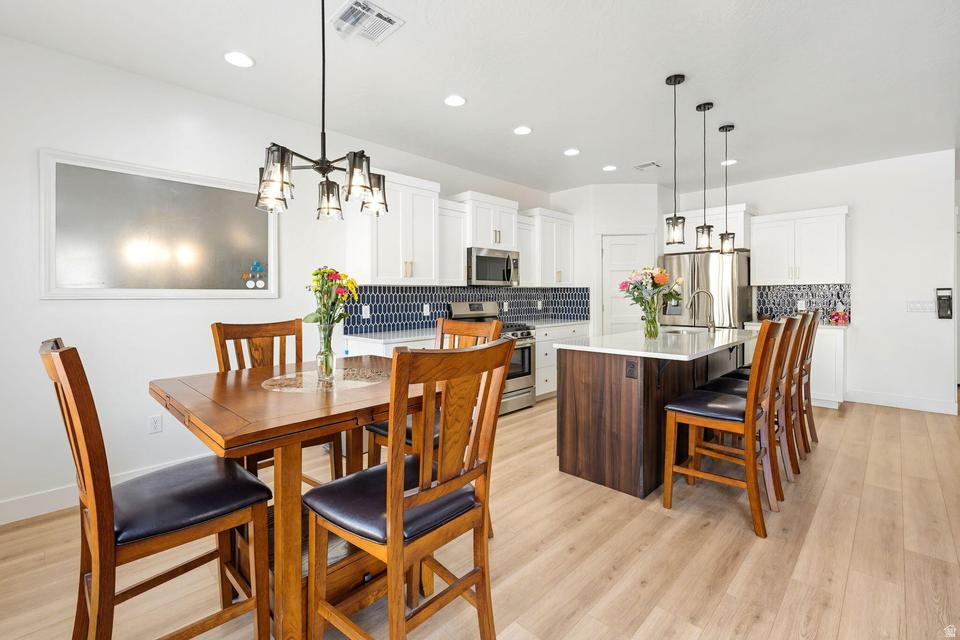 SAGE CANYON 16 - Residential