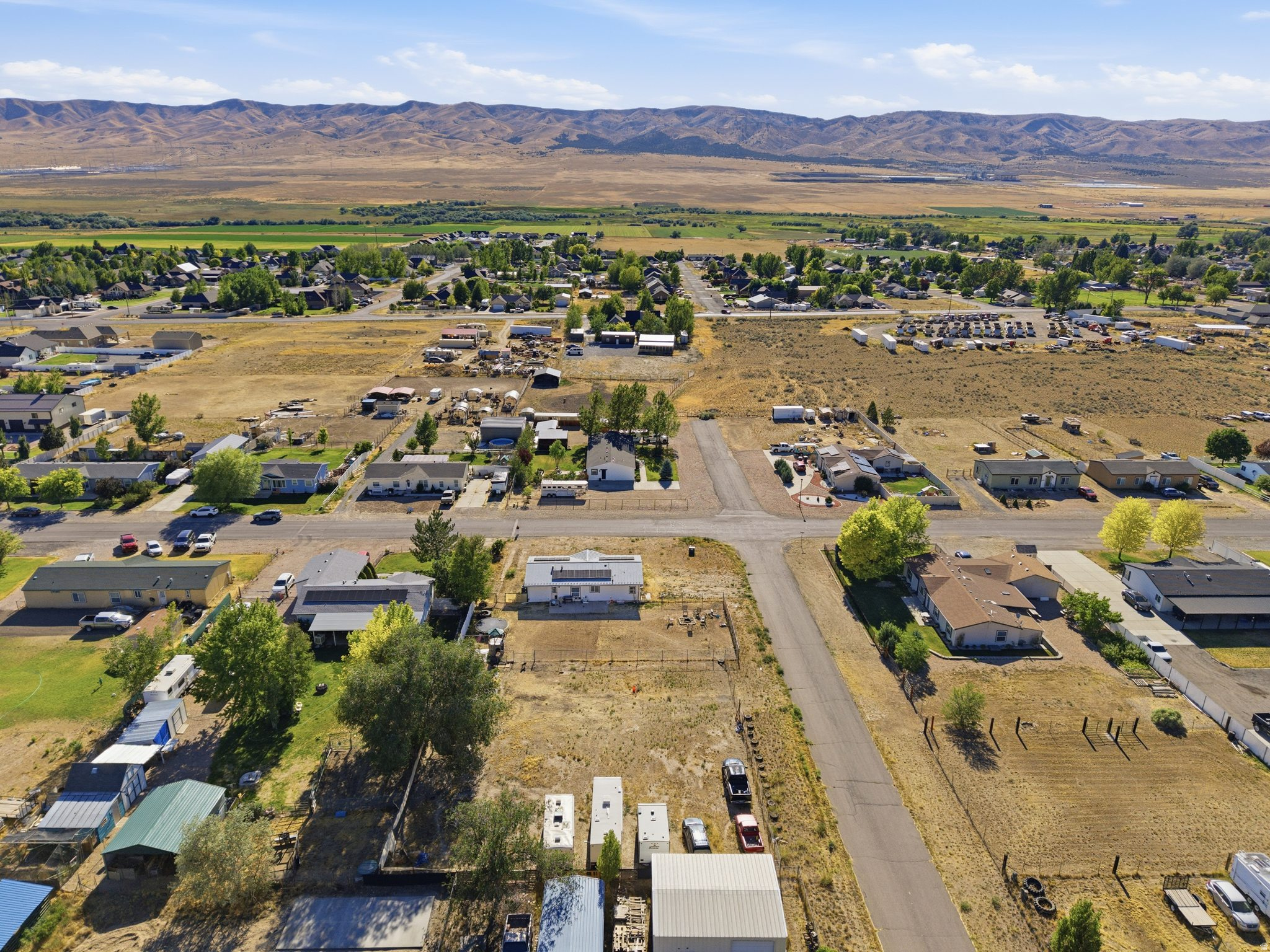 COUNTRYSIDE ESTATES - Residential