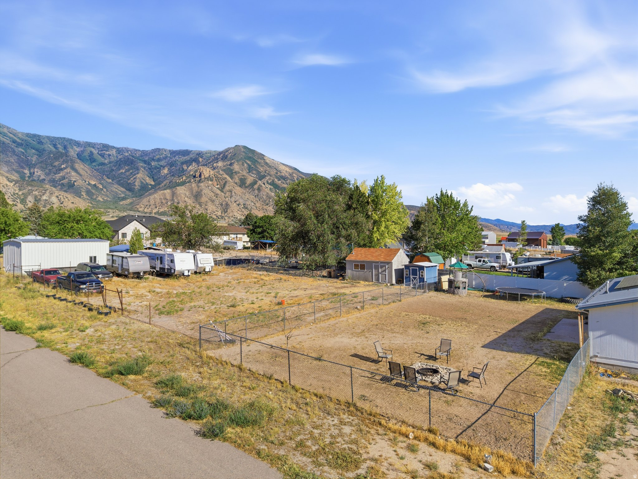 COUNTRYSIDE ESTATES - Residential