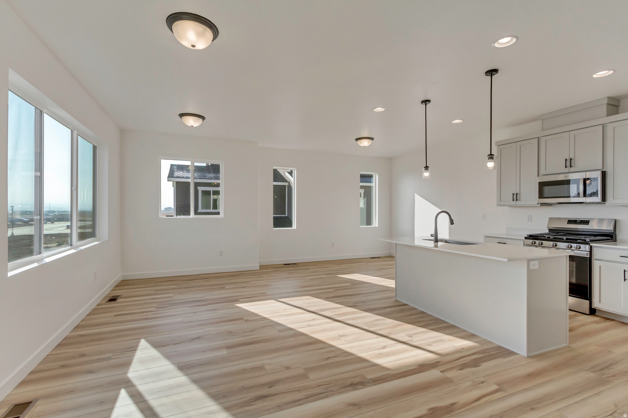HARMONY PLACE - Residential