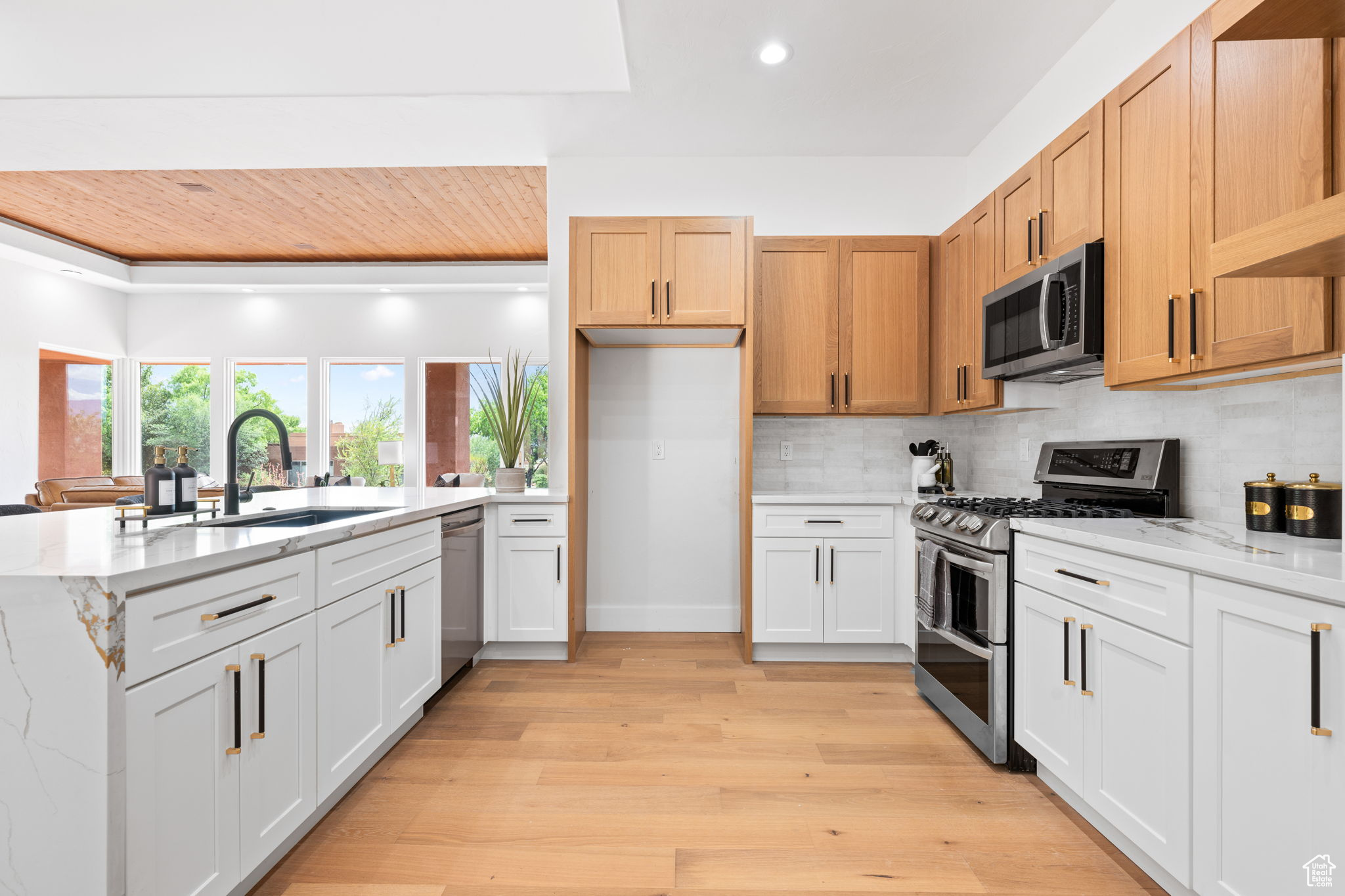 PAIUTE SPRINGS AT ENTRADA - Residential
