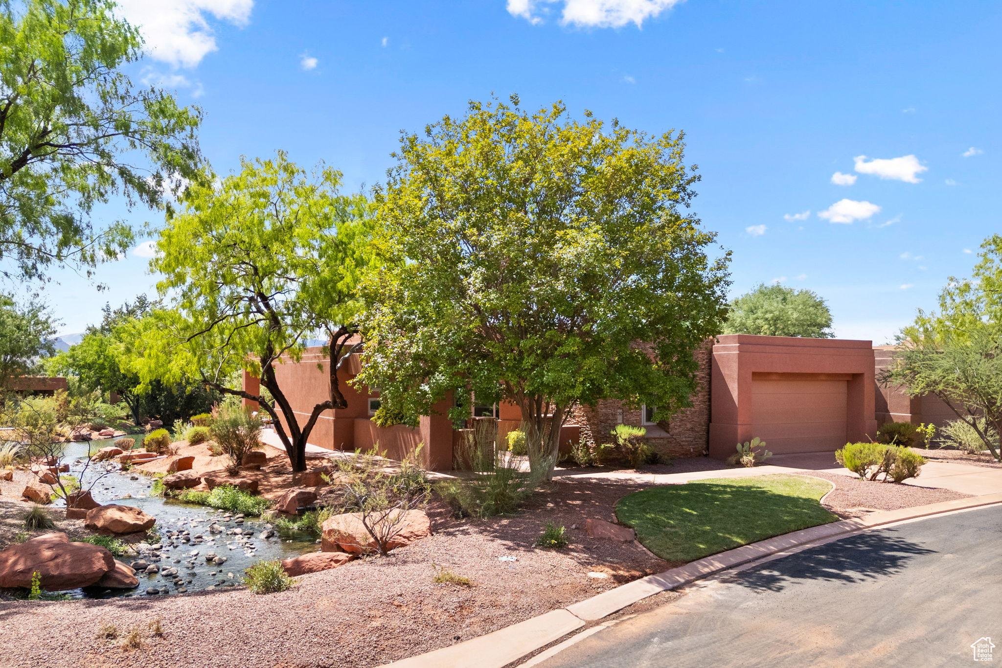 PAIUTE SPRINGS AT ENTRADA - Residential