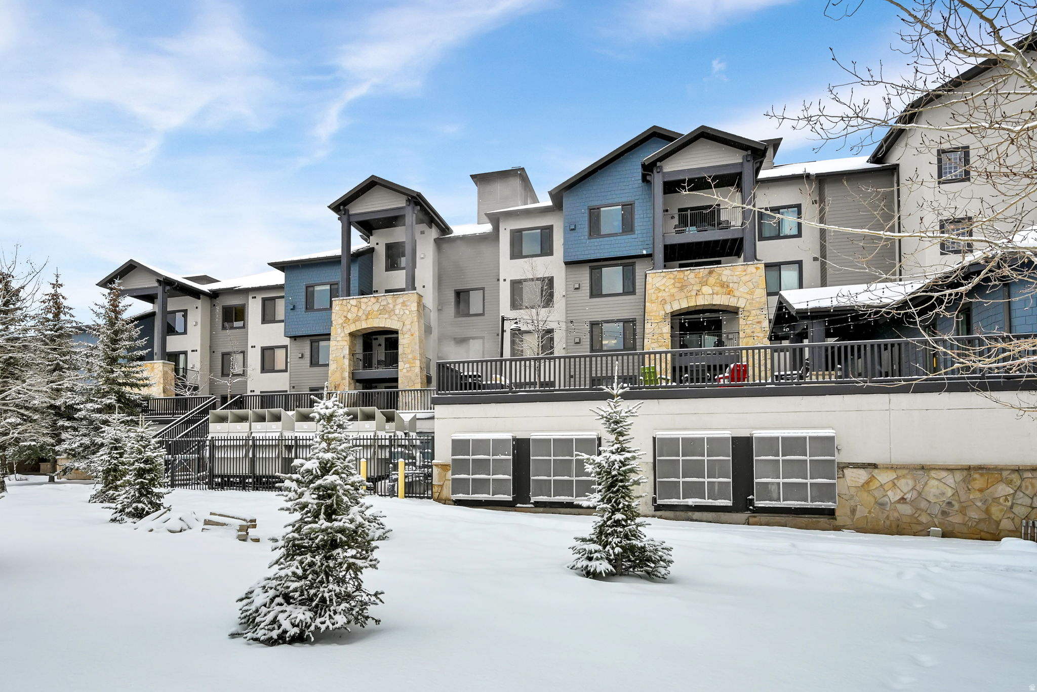 SILVERADO LODGE - Residential
