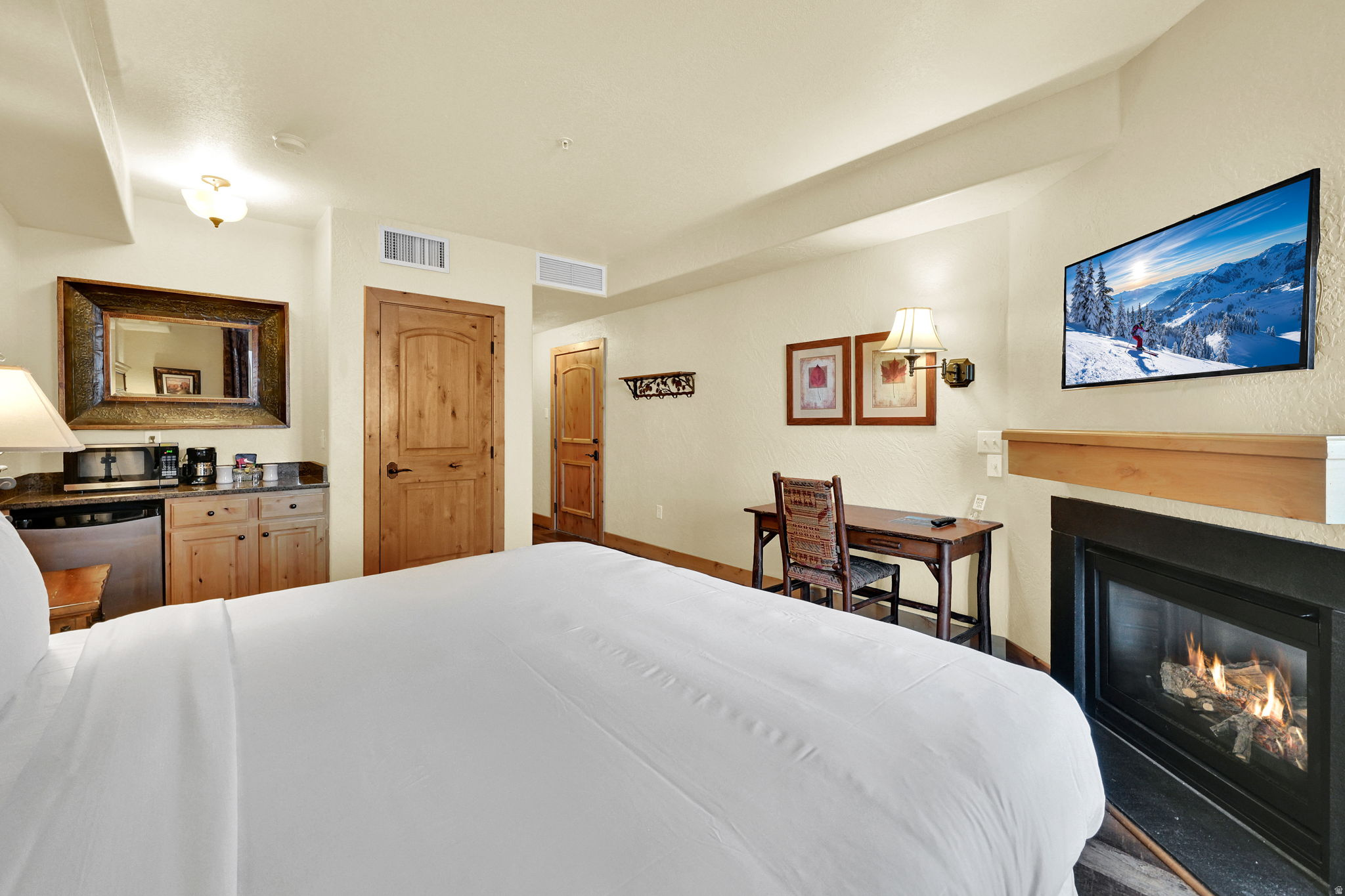 SILVERADO LODGE - Residential