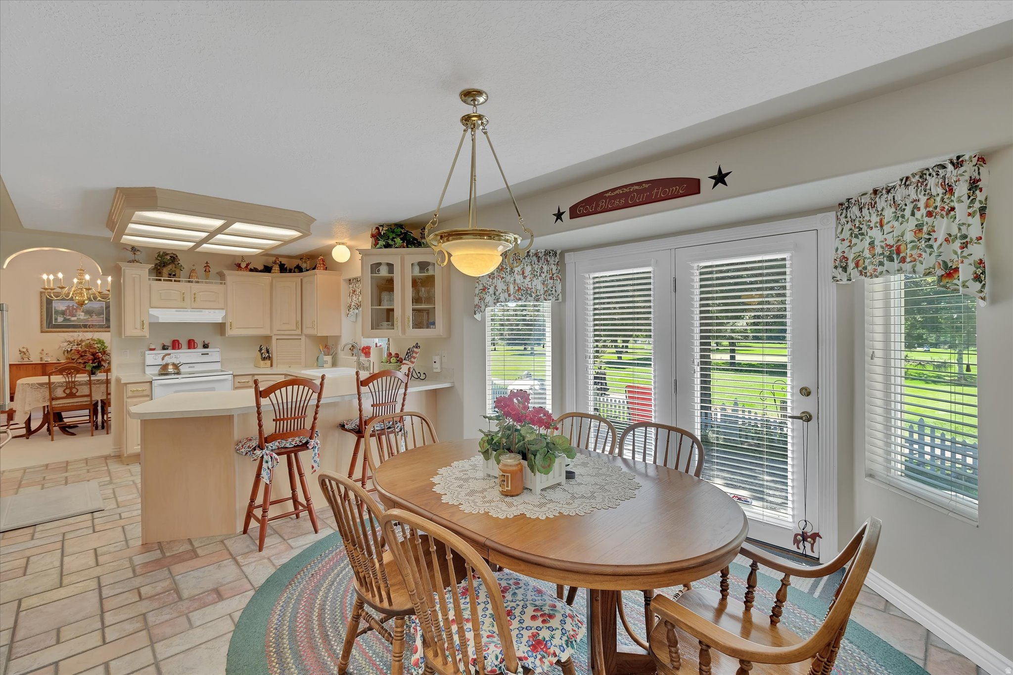SUMMIT PARK - Residential