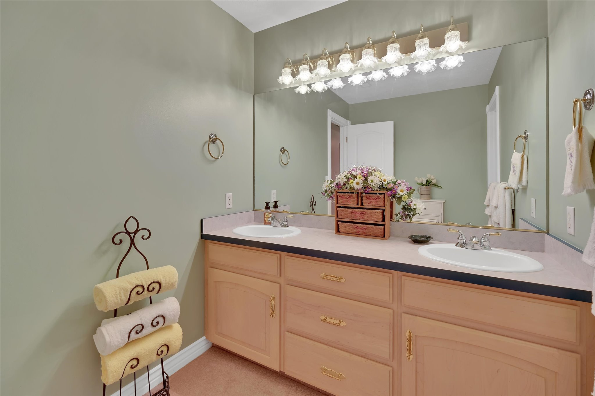 SUMMIT PARK - Residential