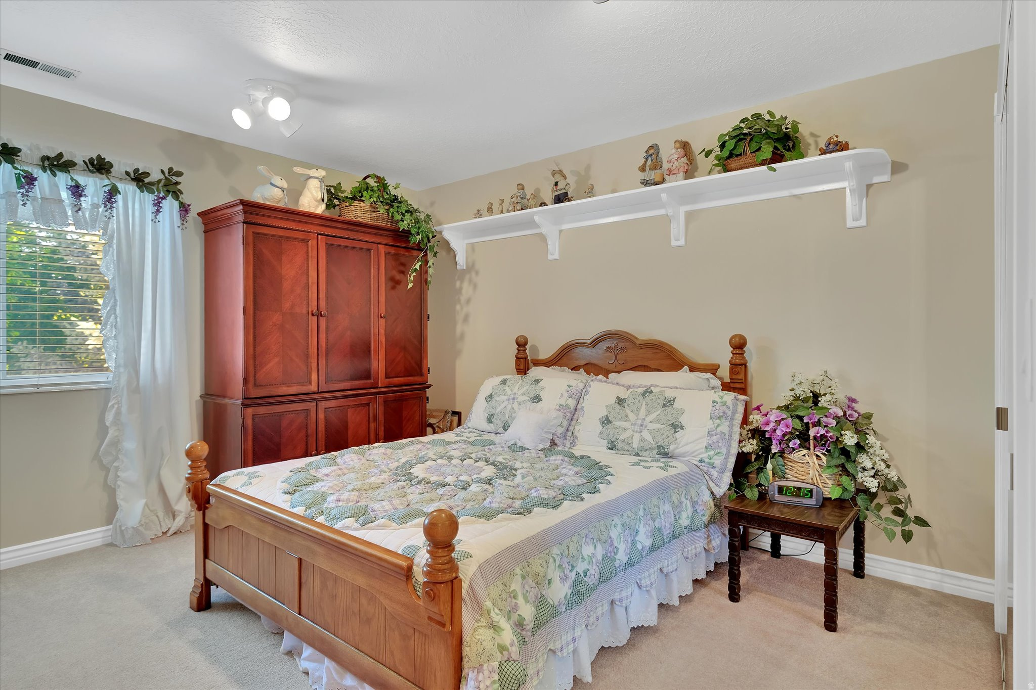 SUMMIT PARK - Residential