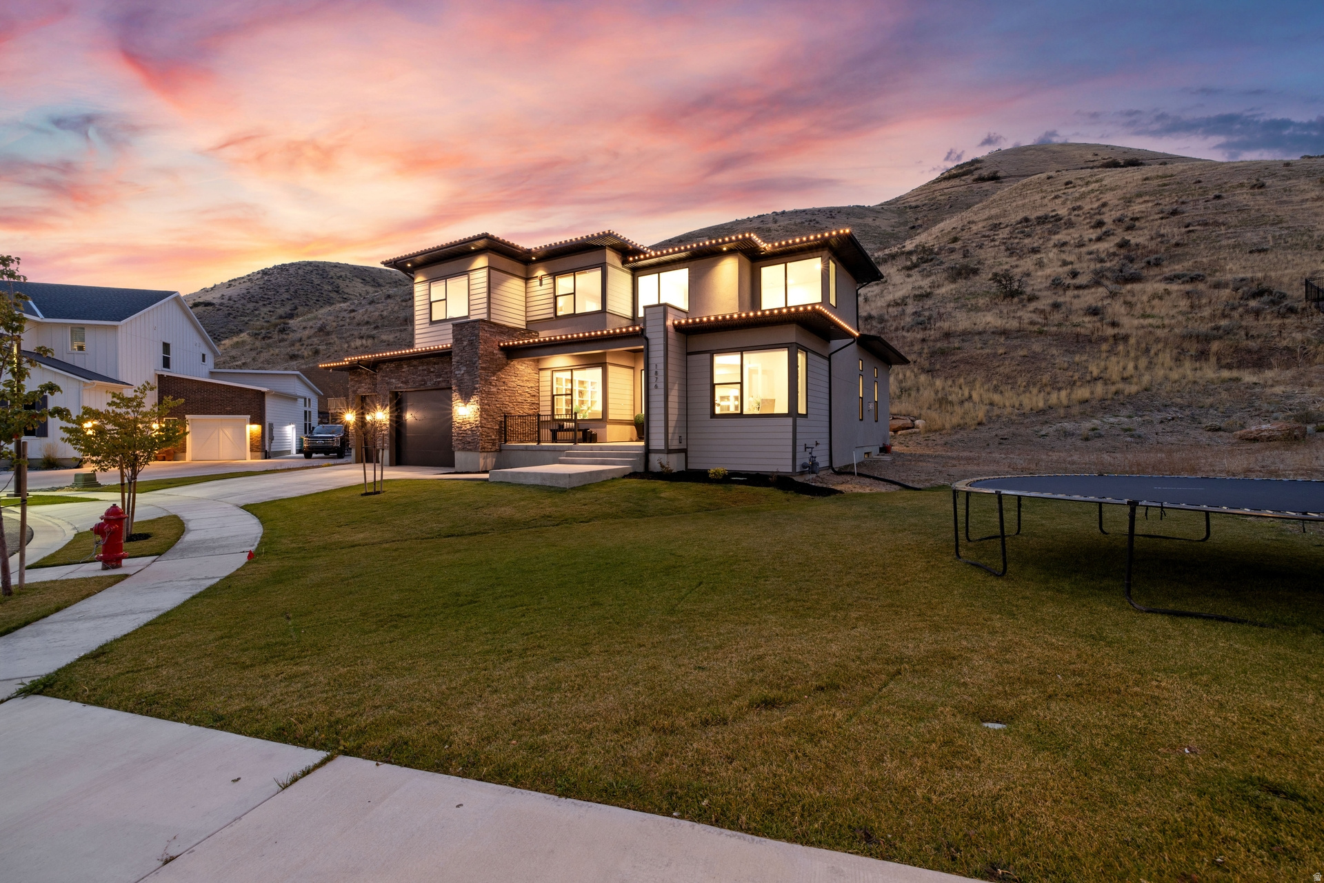 CANYON POINT - Residential