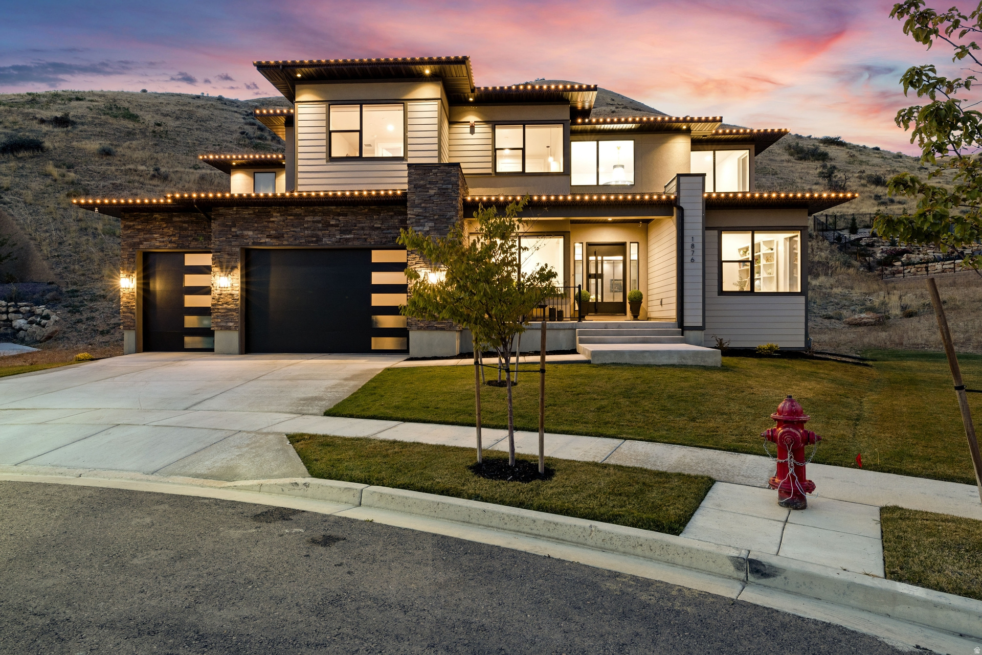 CANYON POINT - Residential