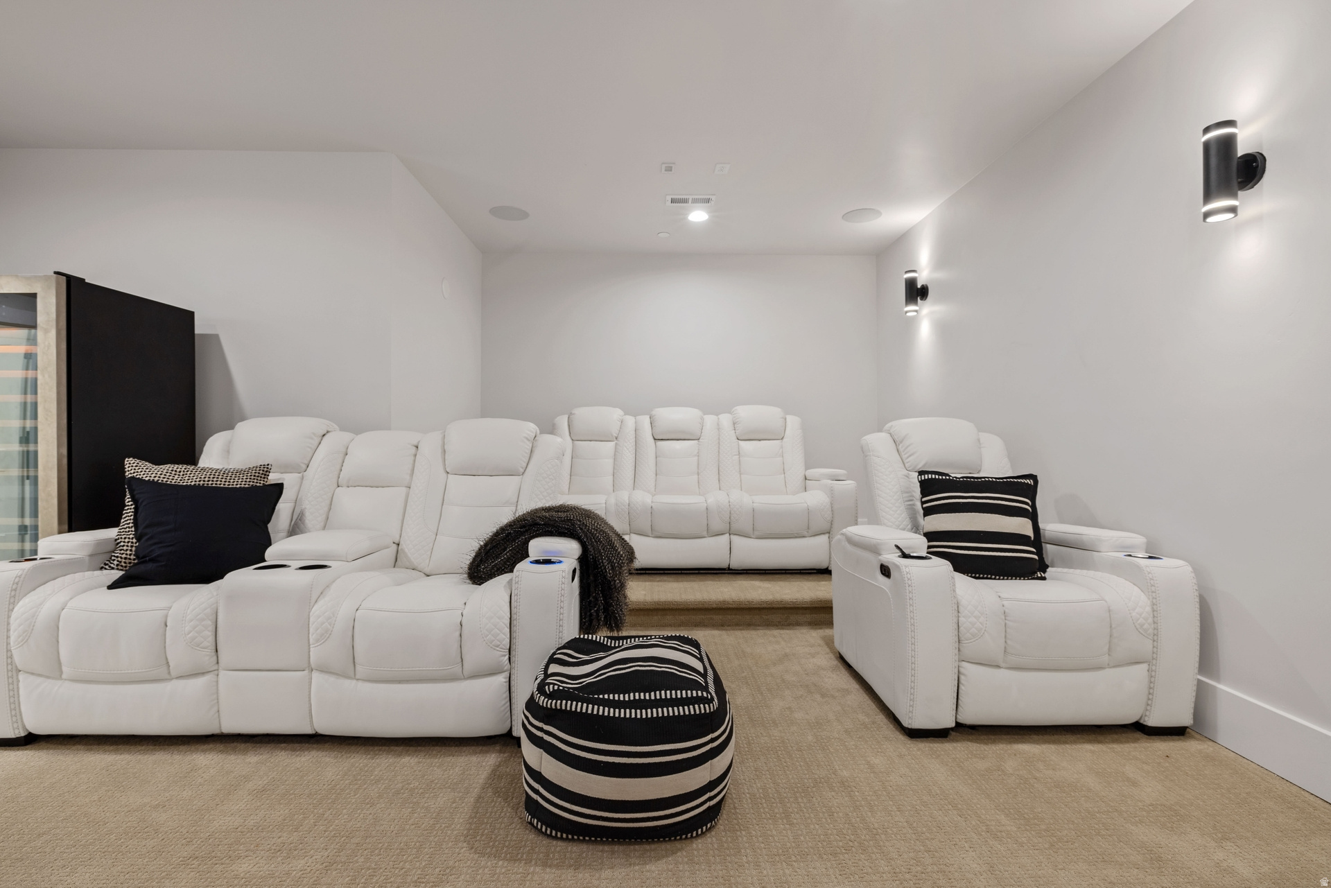 CANYON POINT - Residential