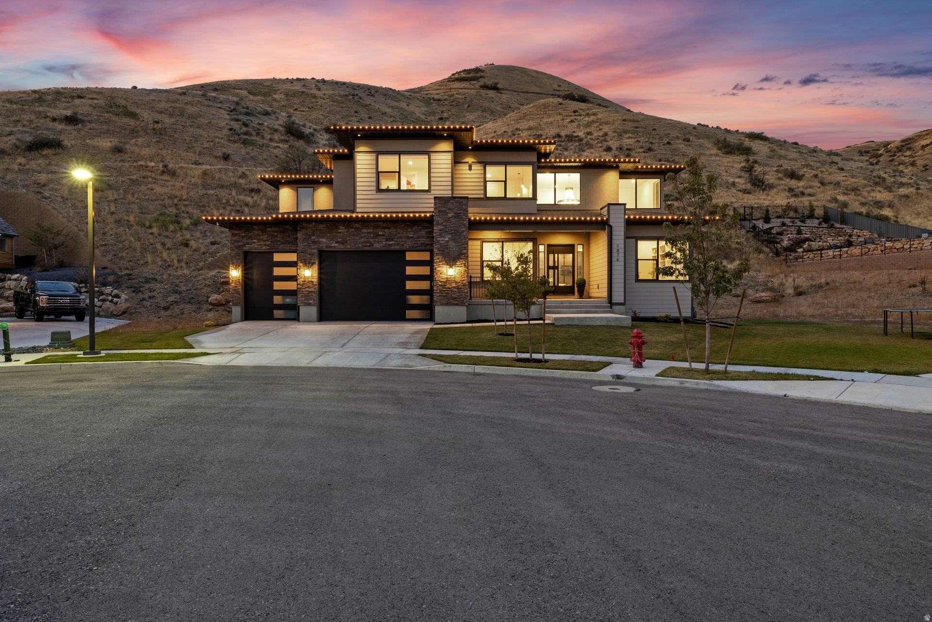 CANYON POINT - Residential