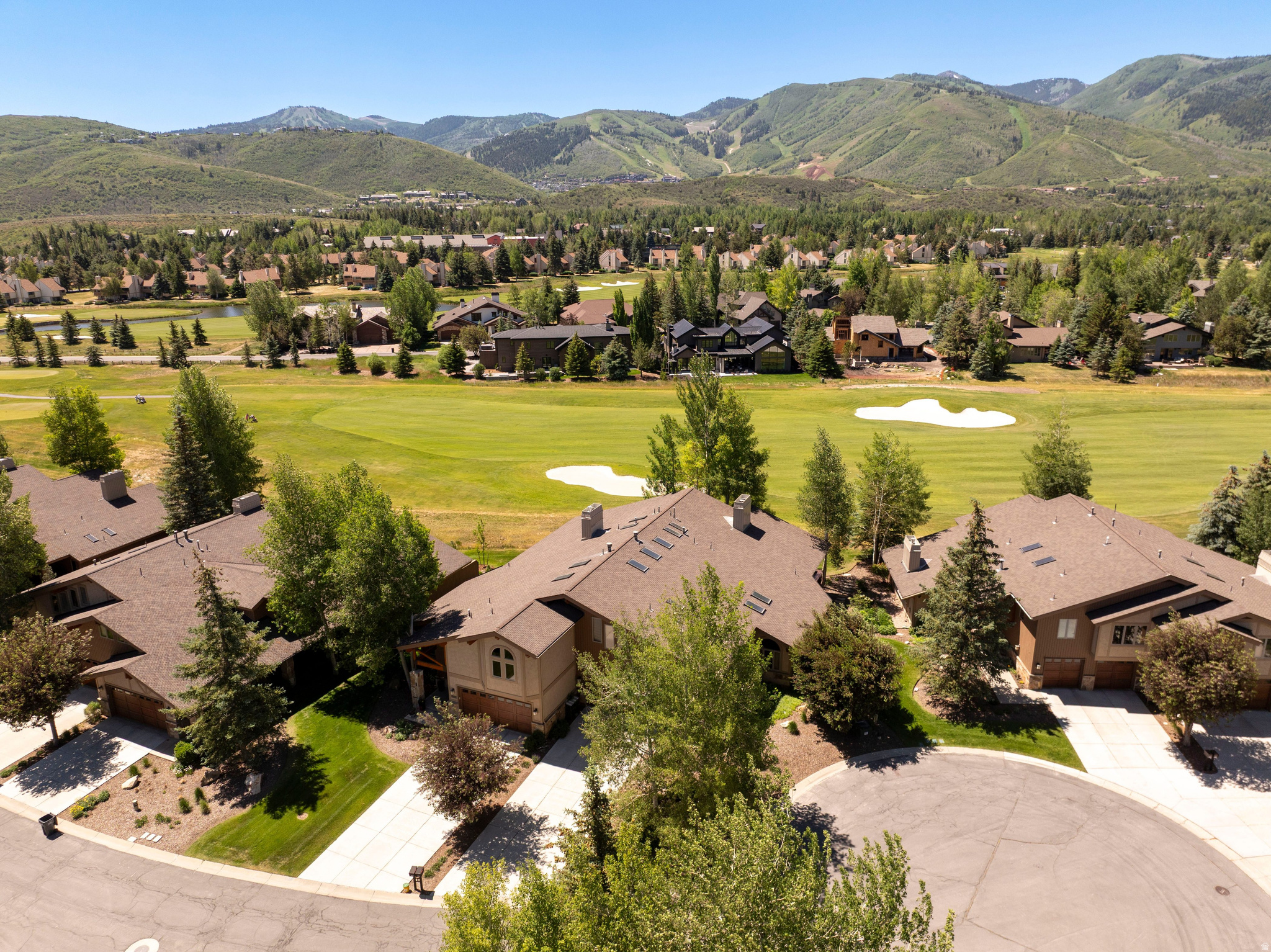 FOUR LAKES VILLAGE - Residential