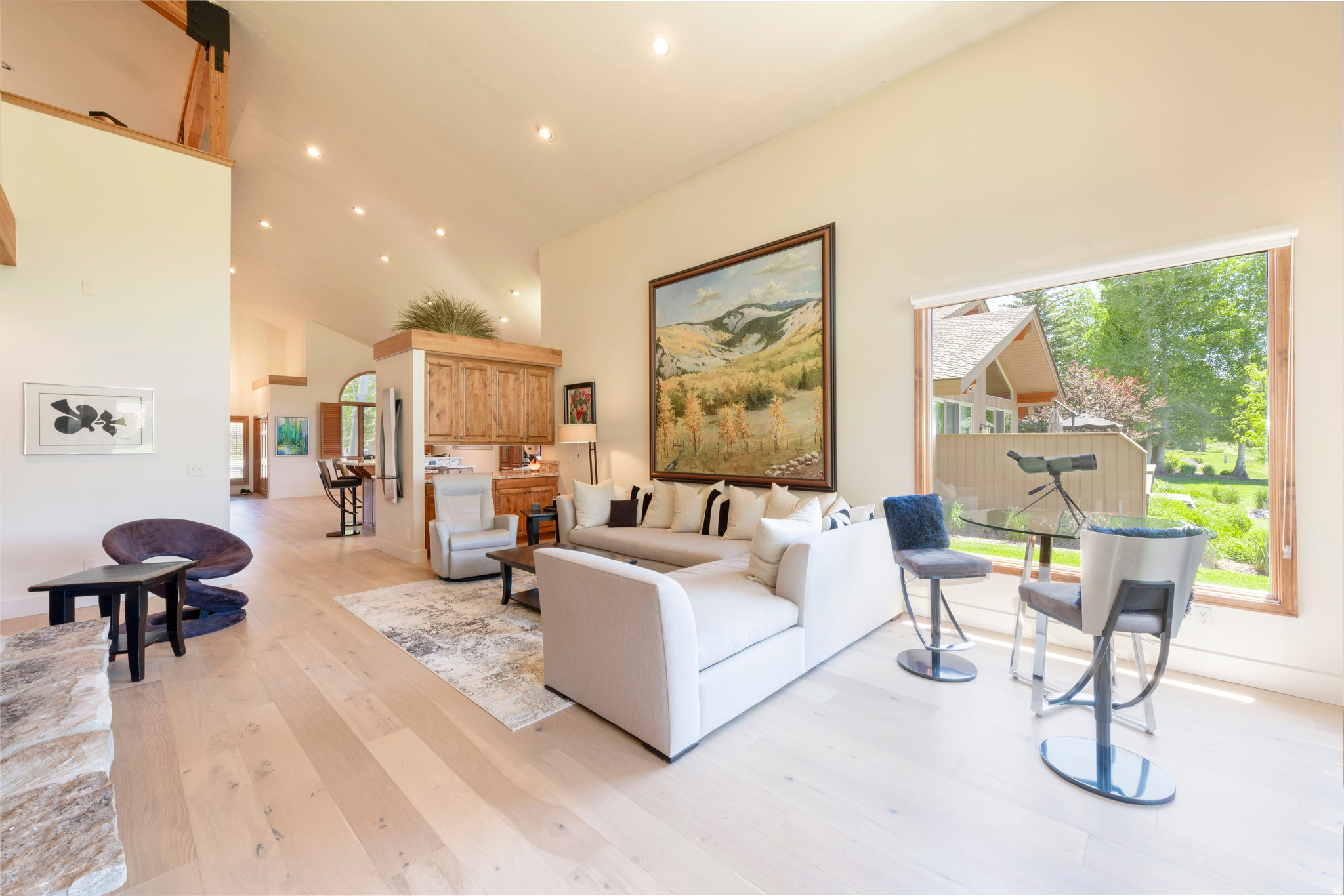 FOUR LAKES VILLAGE - Residential