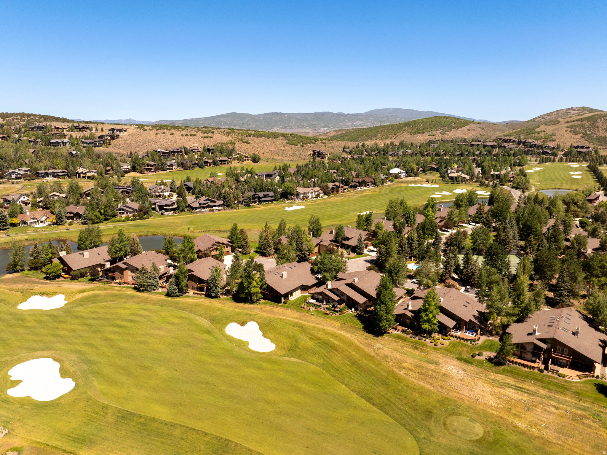 FOUR LAKES VILLAGE - Residential