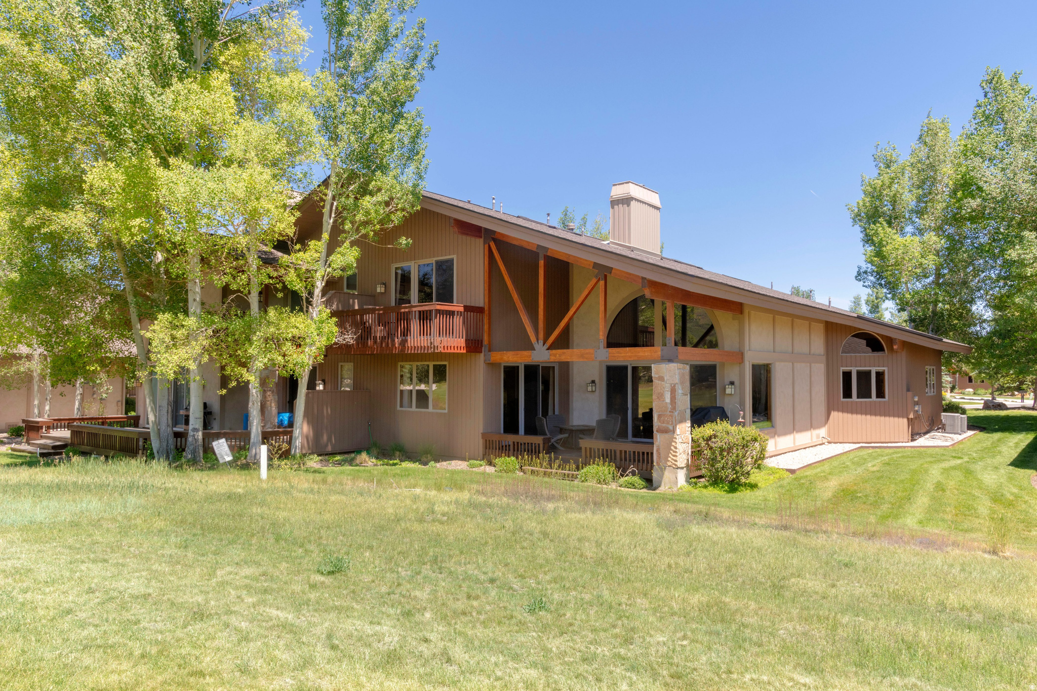 FOUR LAKES VILLAGE - Residential