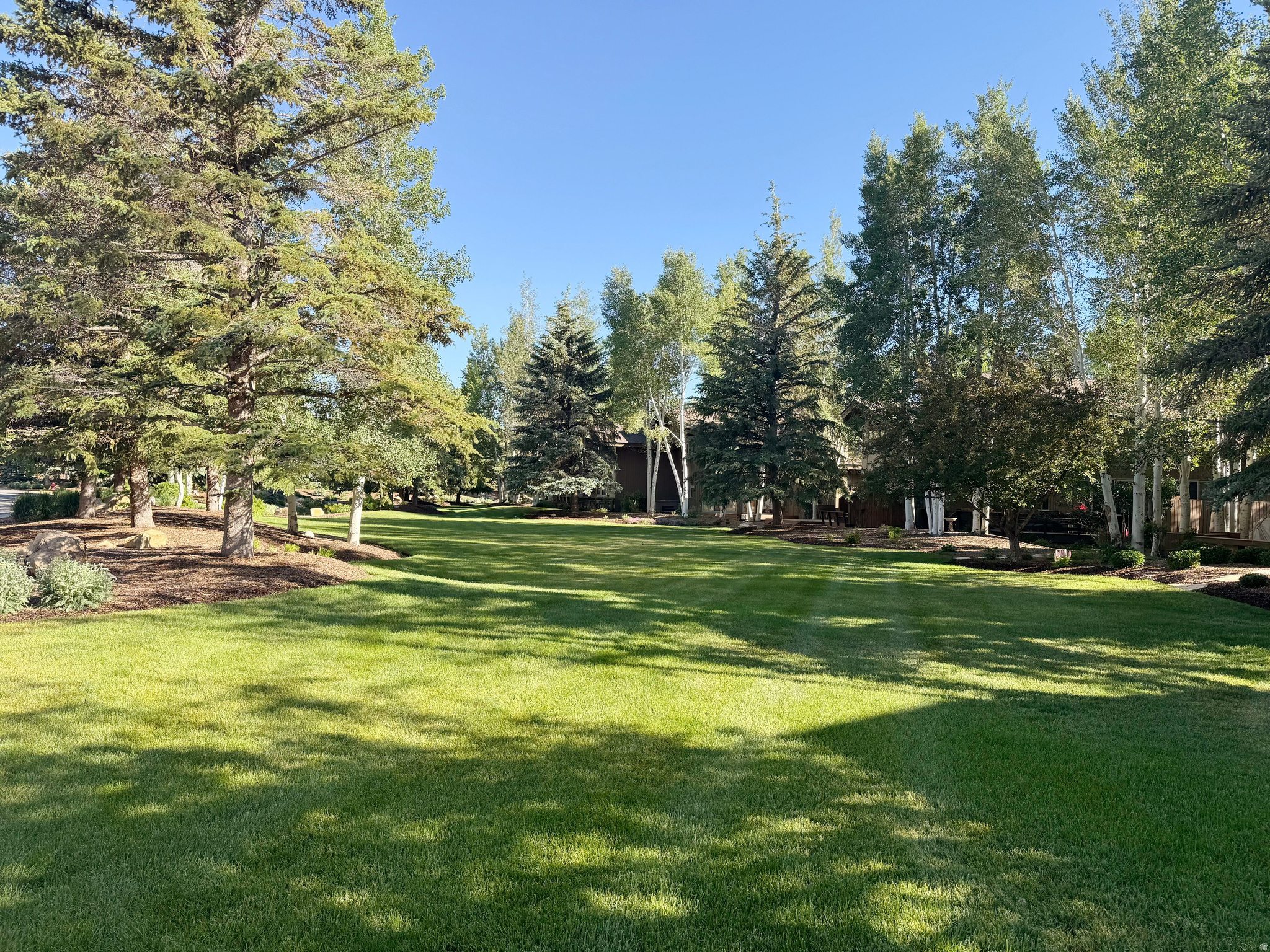 FOUR LAKES VILLAGE - Residential