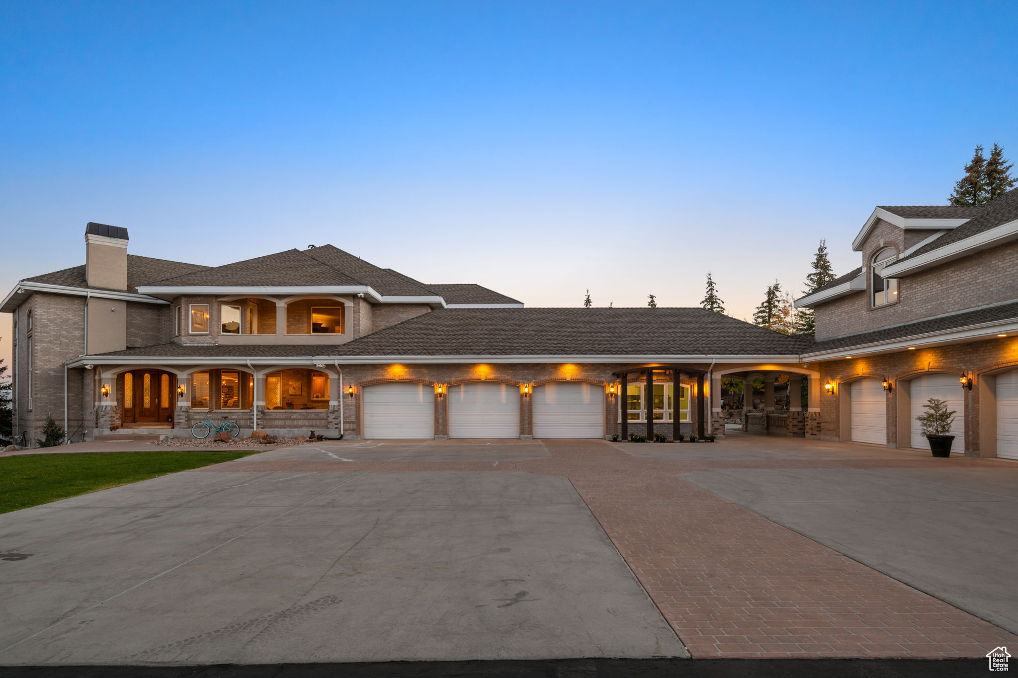 DEER HAVEN AT BRIDGE HOLLOW - Residential
