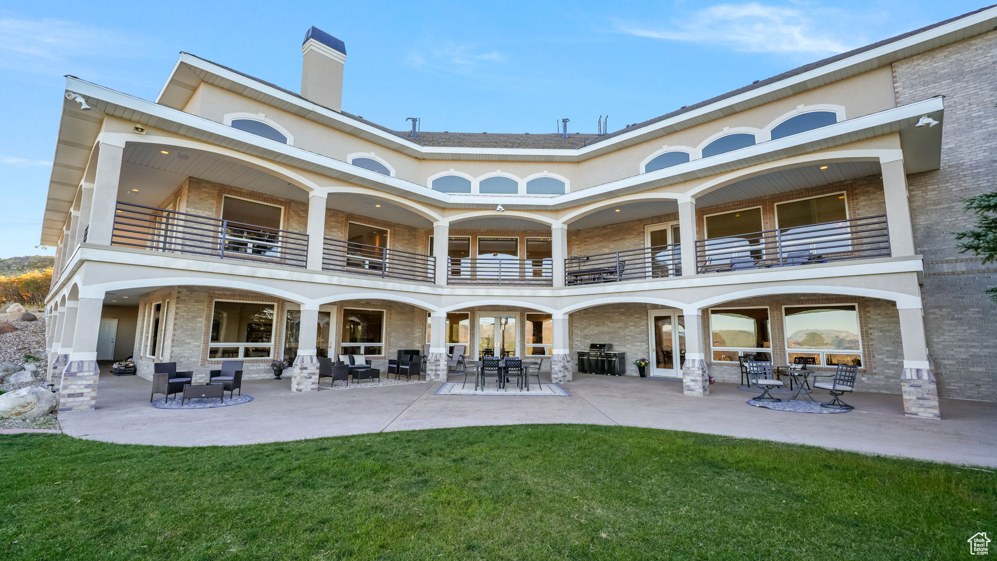 DEER HAVEN AT BRIDGE HOLLOW - Residential
