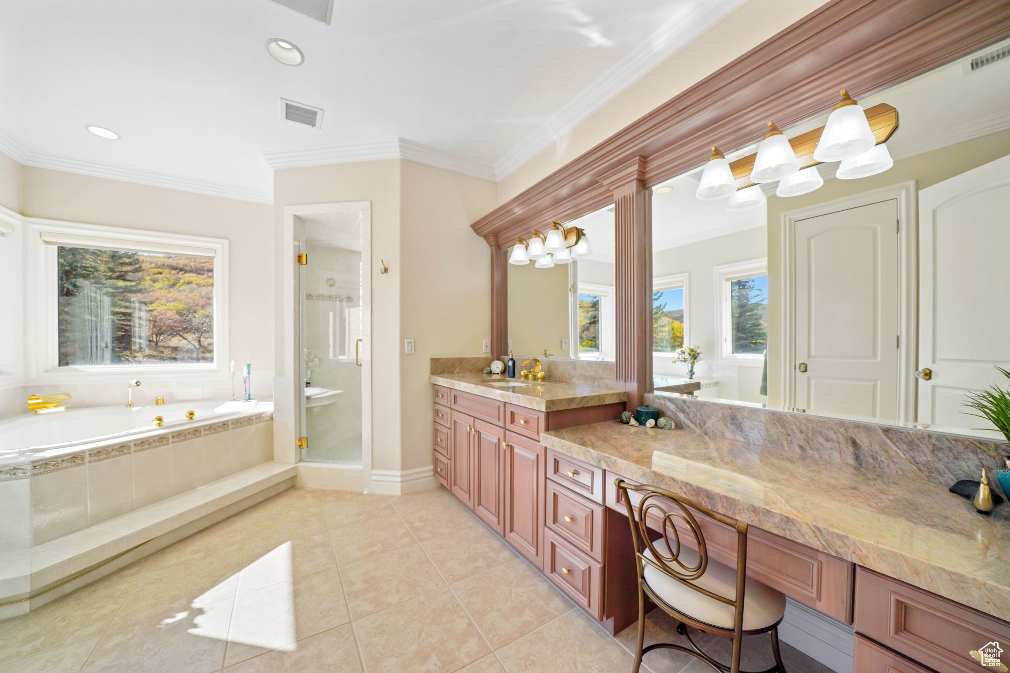 DEER HAVEN AT BRIDGE HOLLOW - Residential