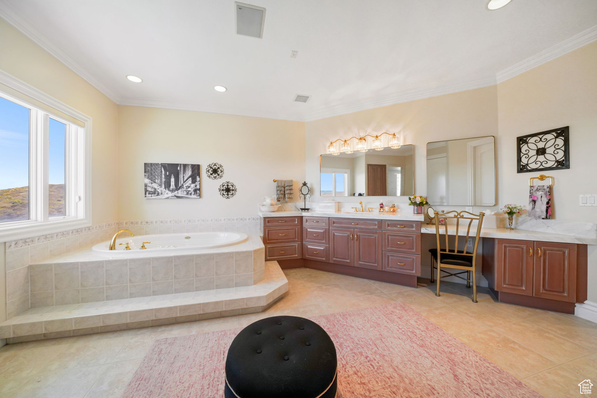 DEER HAVEN AT BRIDGE HOLLOW - Residential