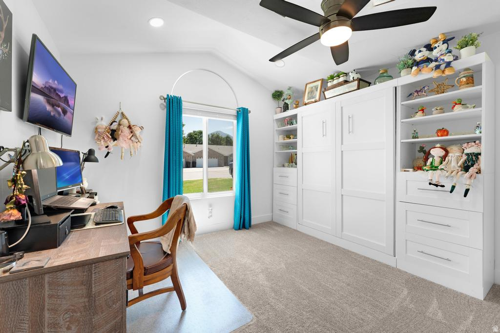 MOUNTAIN VIEW ESTATES - Residential