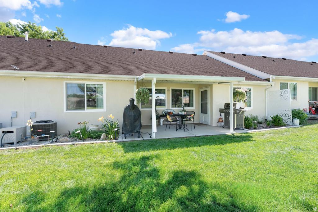 MOUNTAIN VIEW ESTATES - Residential
