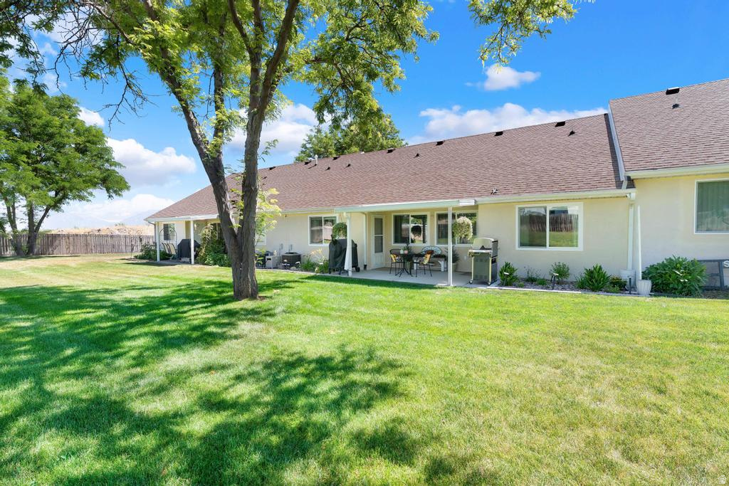 MOUNTAIN VIEW ESTATES - Residential