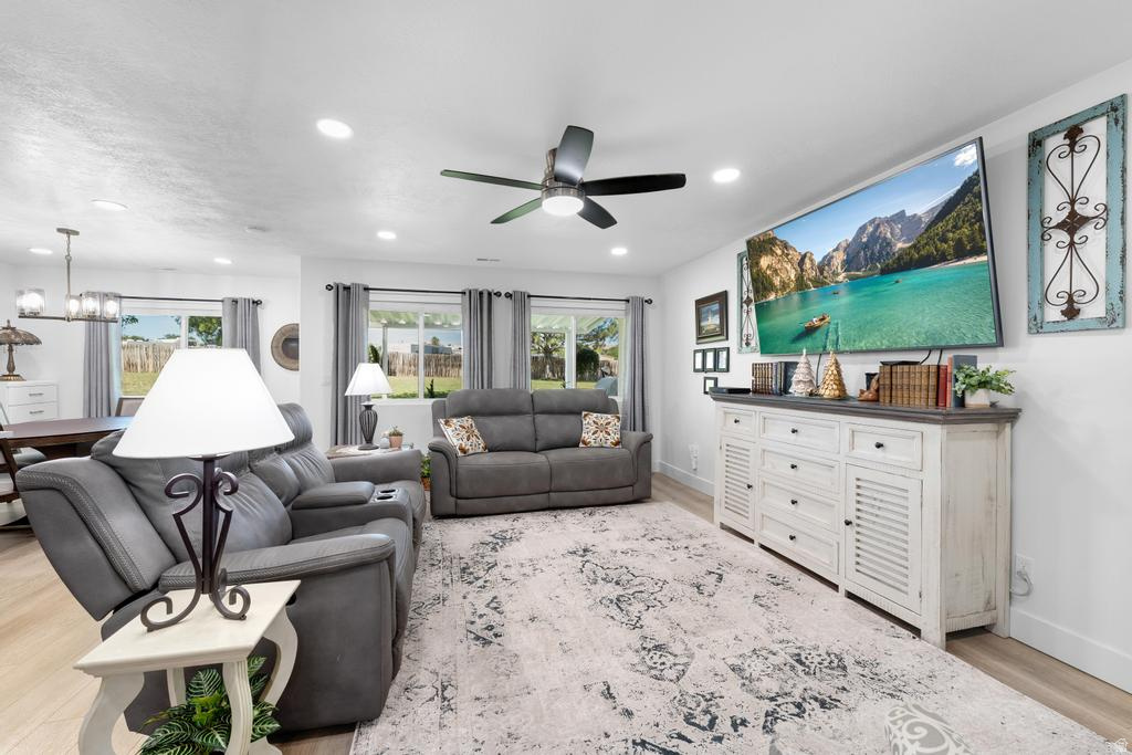 MOUNTAIN VIEW ESTATES - Residential