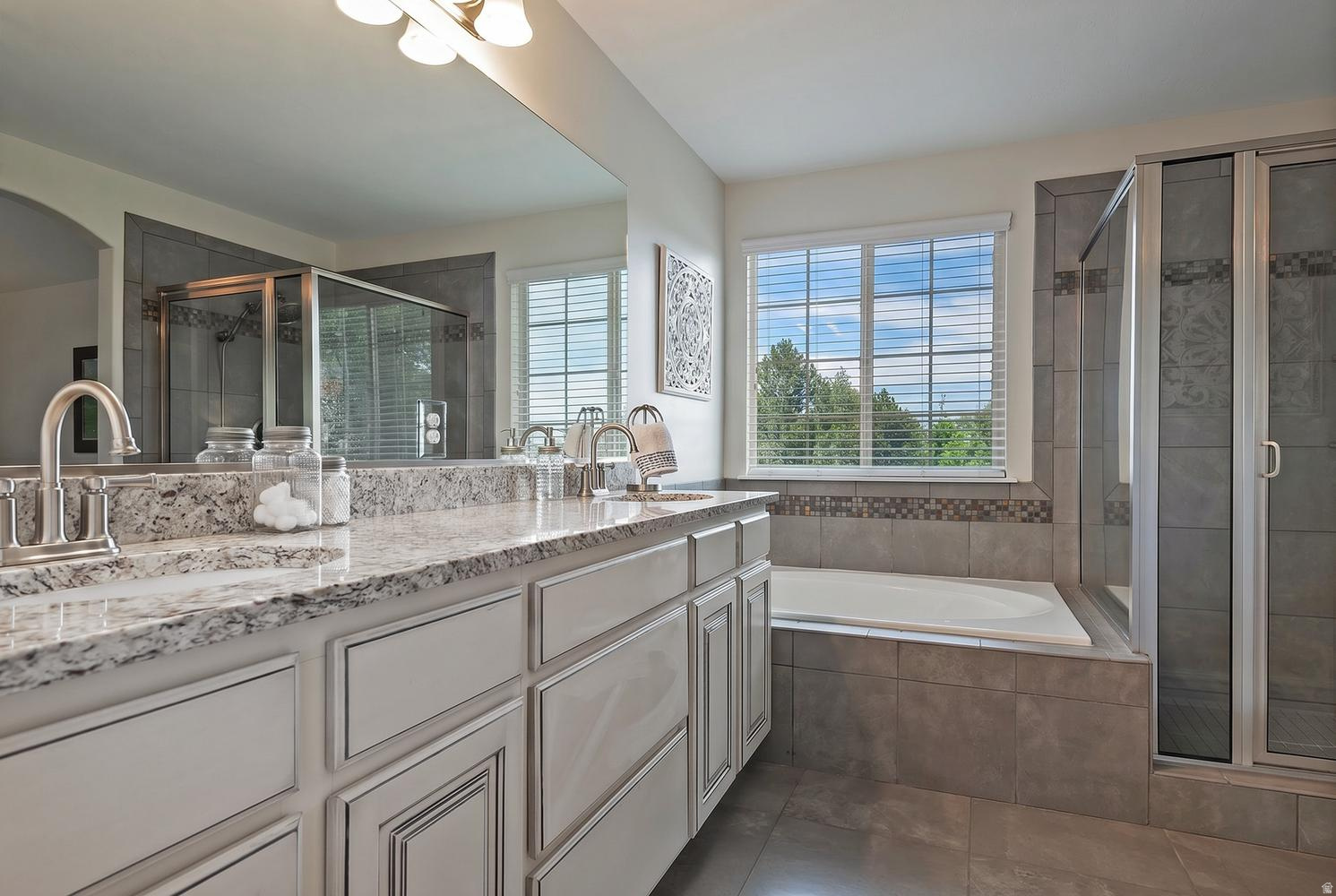 GROVE CREEK - Residential