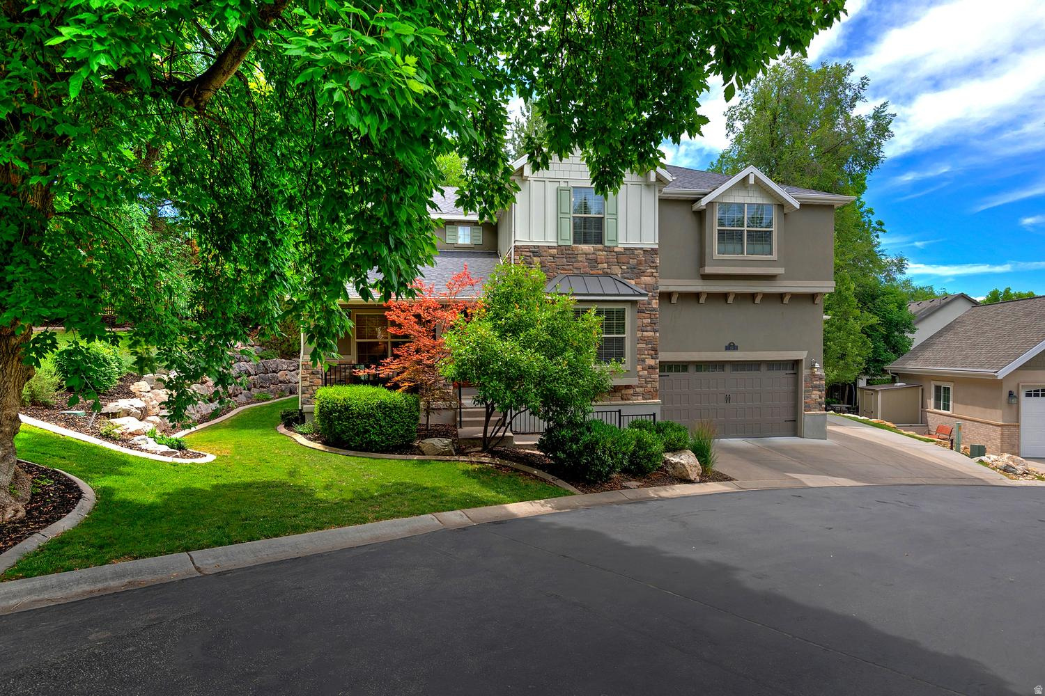 GROVE CREEK - Residential