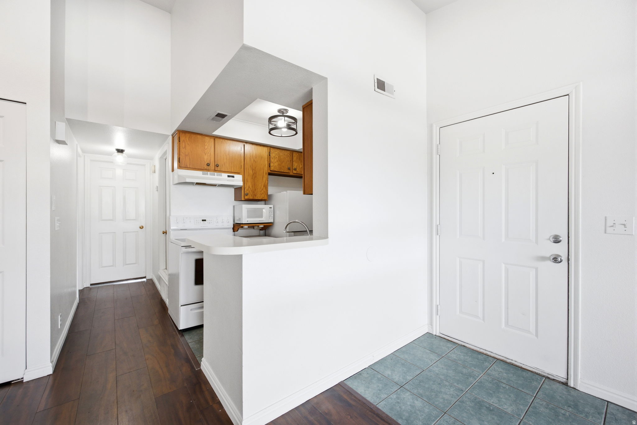 HILL CREEK - Residential