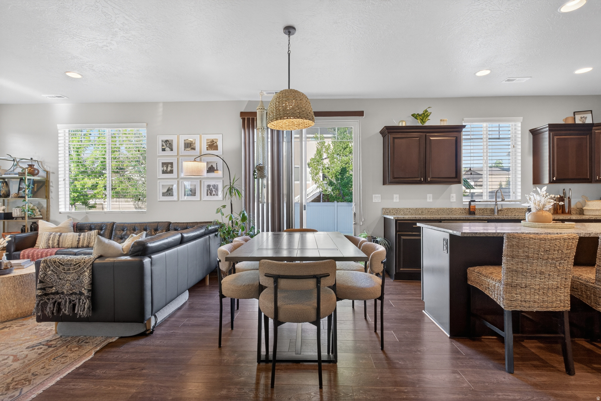 HARBOR VILLAGE - Residential