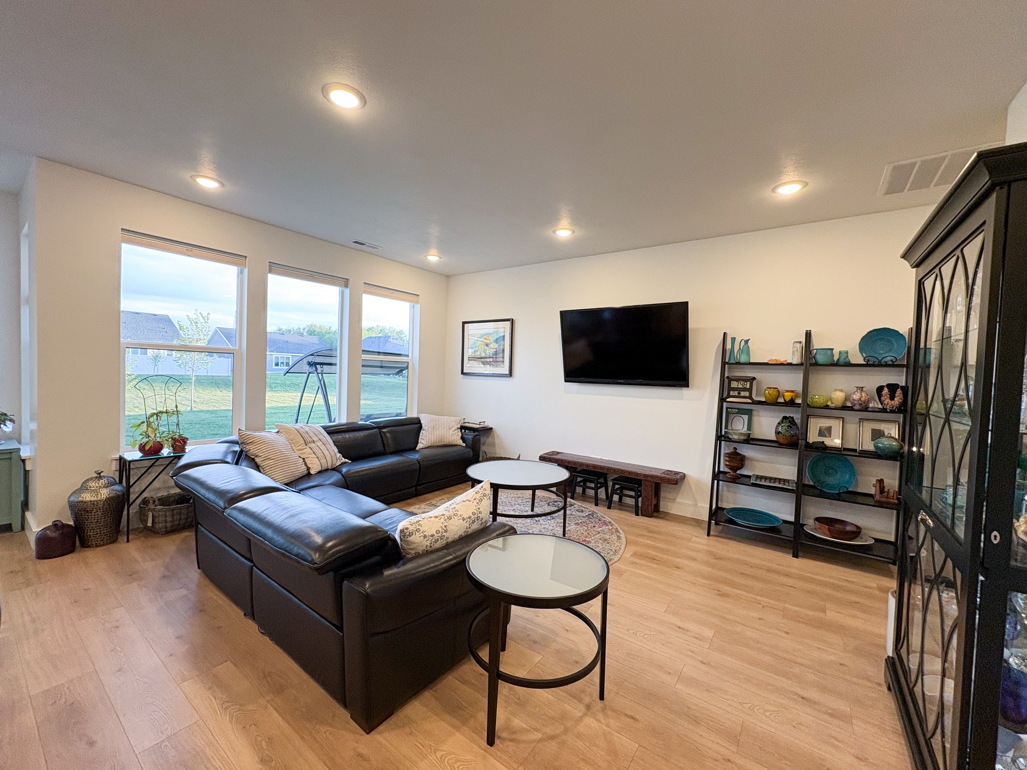 RIDGELINE PARK - Residential