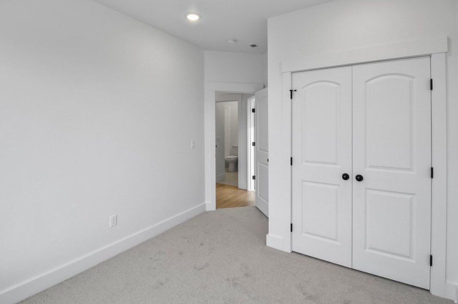 RIDGELINE PARK - Residential