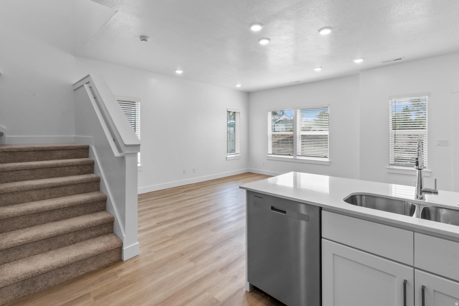 NORTH POINT - Residential