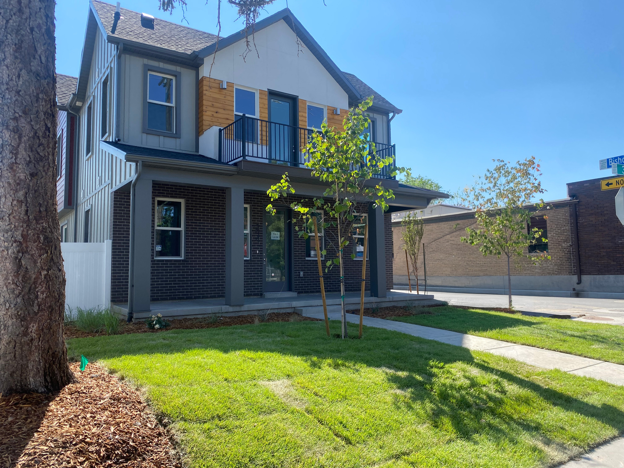 BISHOP PLACE - Residential
