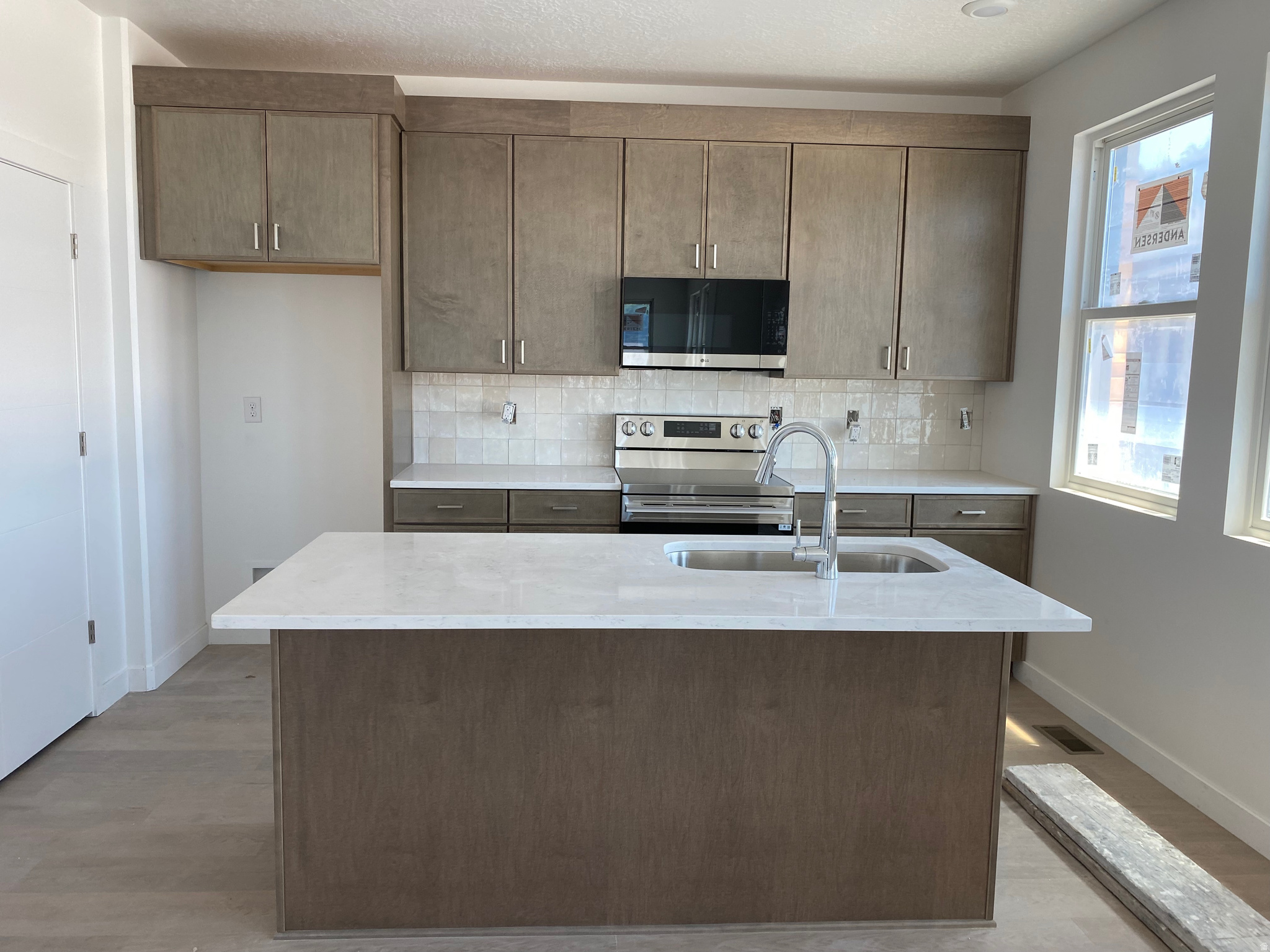 BISHOP PLACE - Residential