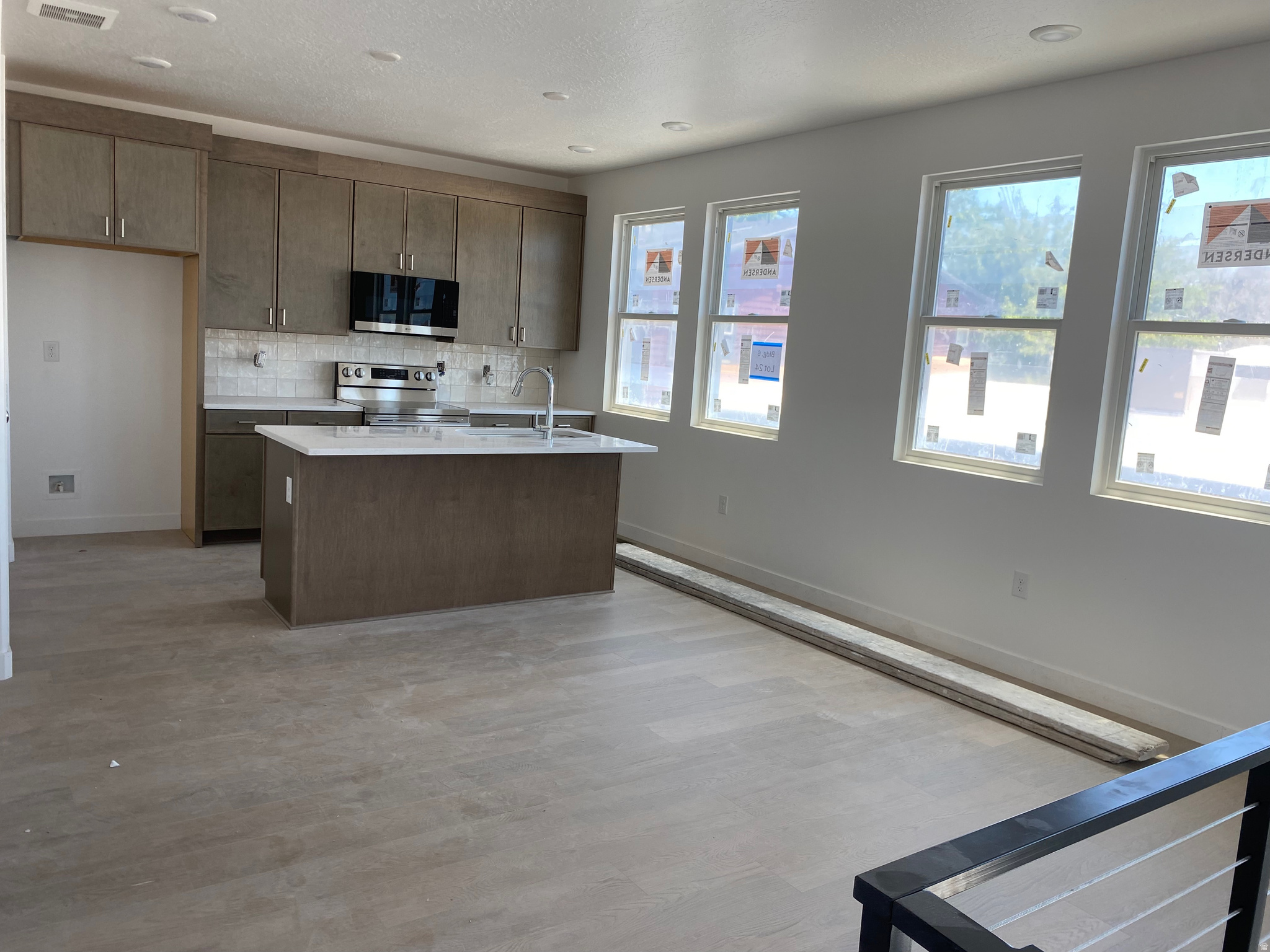 BISHOP PLACE - Residential