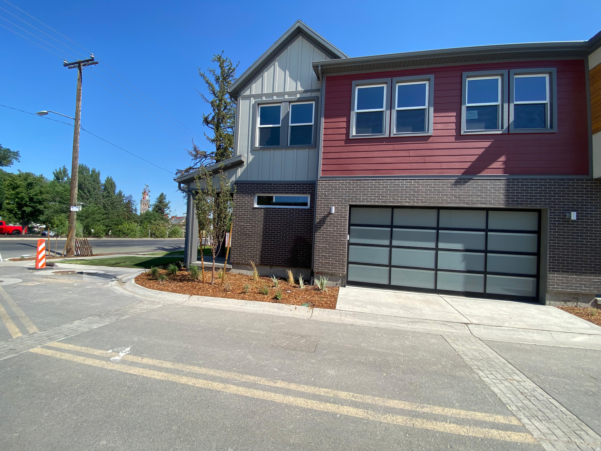 BISHOP PLACE - Residential