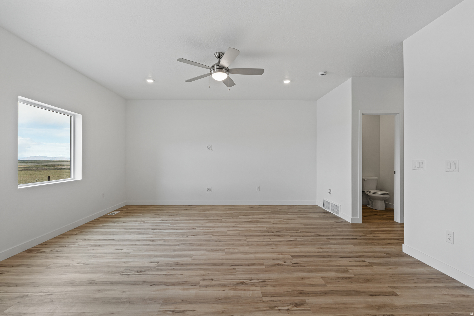 DESERT EDGE - Residential