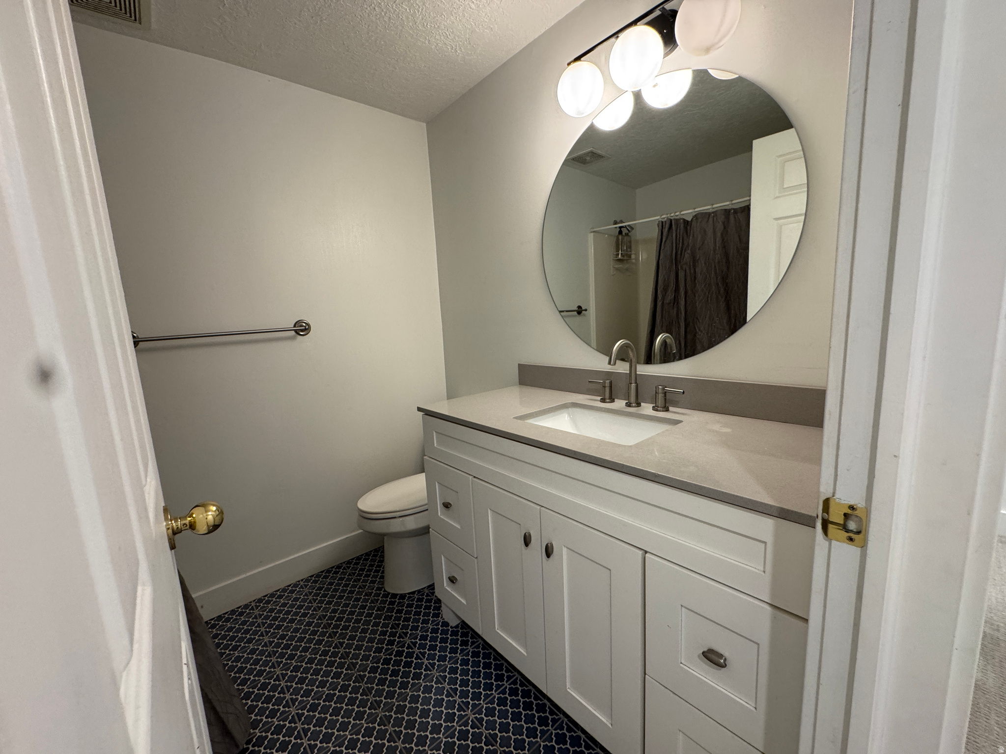 ROLLING HILLS ESTATES SUB - Residential