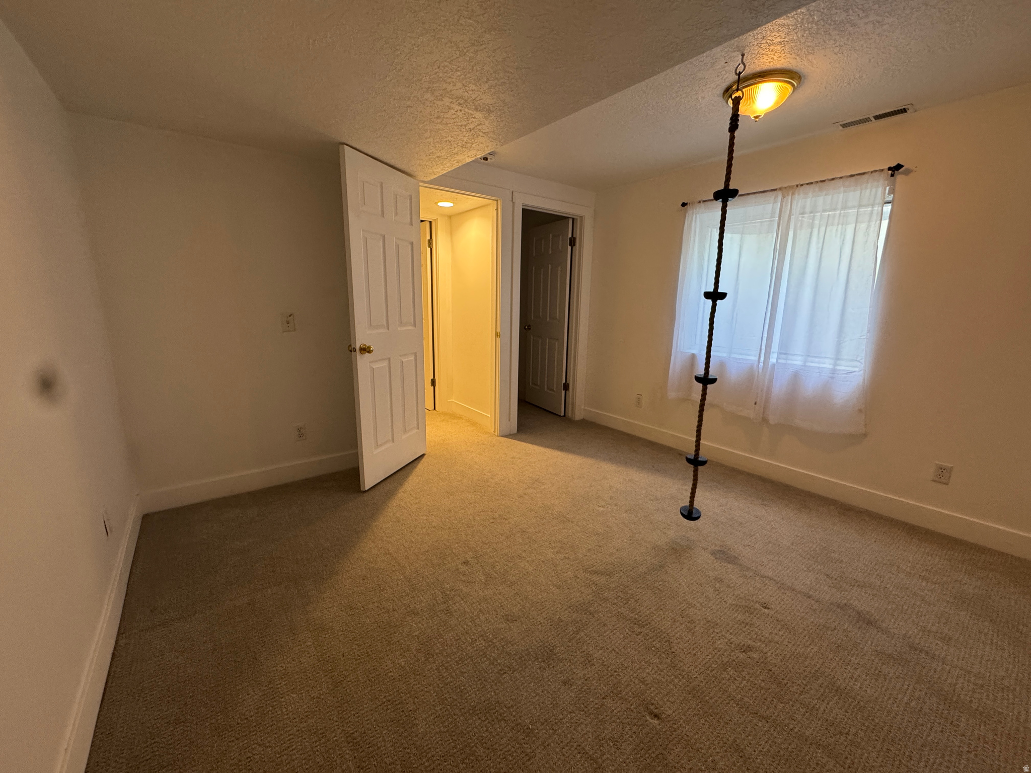 ROLLING HILLS ESTATES SUB - Residential