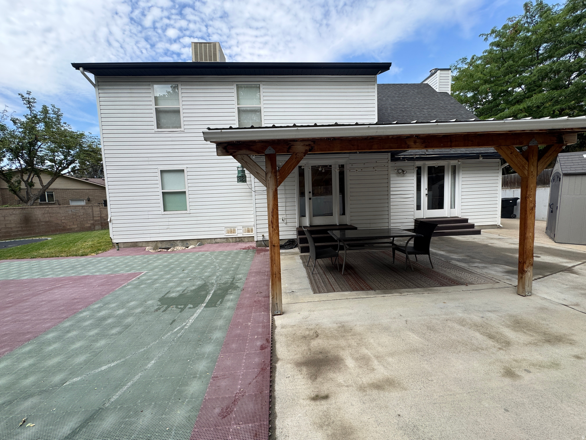 ROLLING HILLS ESTATES SUB - Residential