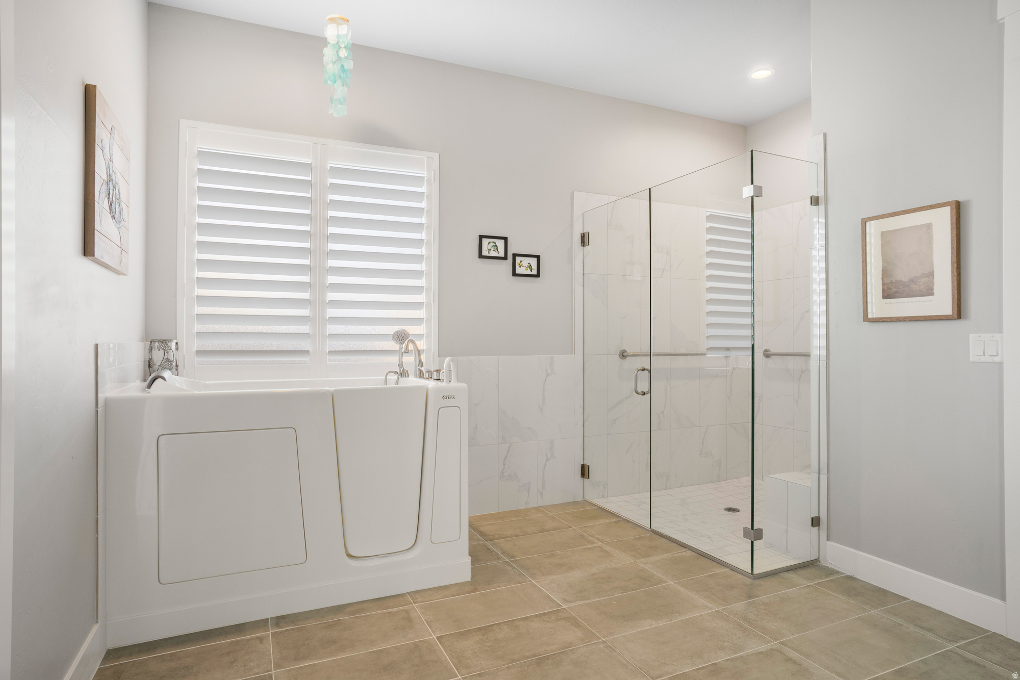 LEDGES OF ST GEORGE WHITE ROCKS PH 4 - Residential