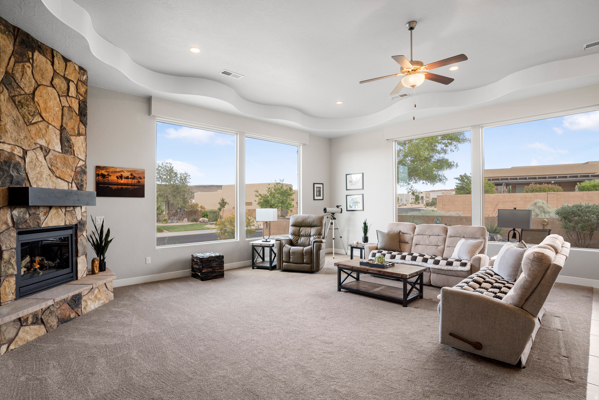 LEDGES OF ST GEORGE WHITE ROCKS PH 4 - Residential